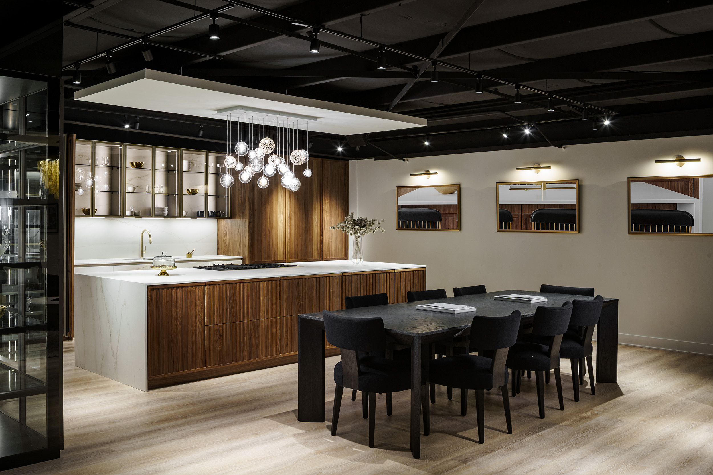 DOCA inaugura showroom de cocinas de lujo en Kansas junto a MP360